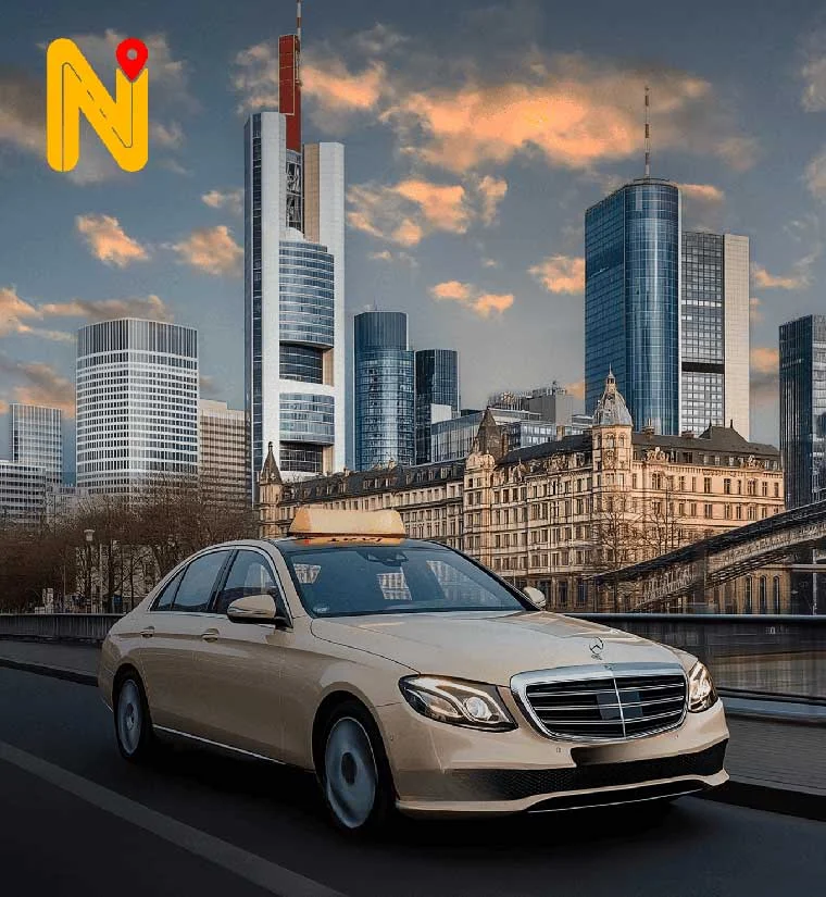Niloo Taxi vor der Frankfurter Skyline – Web-App für Taxi- und Limousinenunternehmen